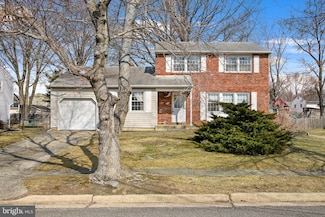 210 Beechwood Ct, Mount Laurel, NJ 08054
