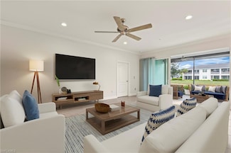 6954 Avalon Cir Unit 703, Naples, FL 34112