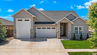 2843 E Murchison St, Meridian, ID 83642