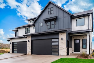 1628 Red Clover St, Holmen, WI 54636