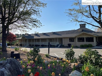 193 E Landing Dr Unit 104, Jefferson, NC 28640