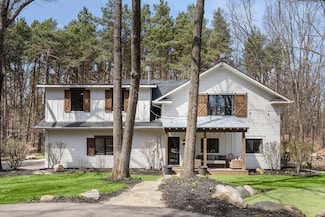1570 Cramton Ave NE, Ada, MI 49301