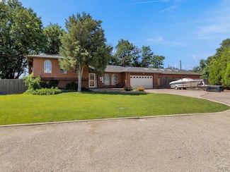 1145 Wago Dr, Pueblo, CO 81006