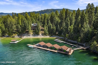 6901 E Syringa Rd, Hayden, ID 83835