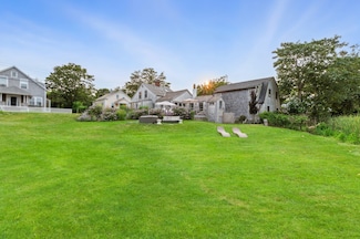 27 N Liberty St, Nantucket, MA 02554