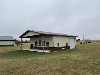 4431 Road O Unit 17, Bellwood, NE 68624