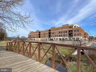 4 Stationmaster St SE Unit 203, Leesburg, VA 20175