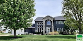 2490 5th Ave SE, Le Mars, IA 51031