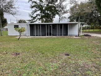 327 Waterview Dr, Polk City, FL 33868