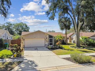 698 Crystal Dr, Palm Harbor, FL 34683