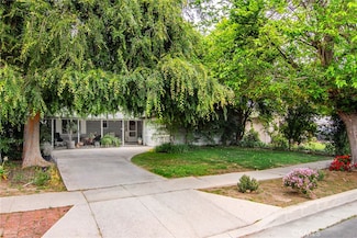 23861 Gilmore St, West Hills, CA 91307