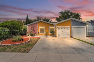 9821 W Fern Ln, Miramar, FL 33025