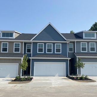 3345 Kings River St SW Unit 38, Wyoming, MI 49418