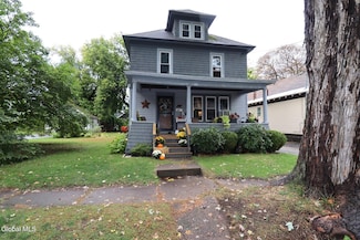 127 Swan St, Schenectady, NY 12302