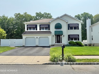 44 Diamond Ln, Howell, NJ 07731