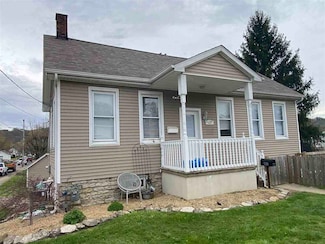 528 High St, Brookville, IN 47012