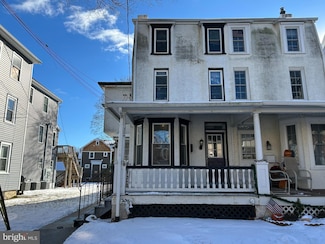 324 E King St, Malvern, PA 19355