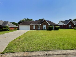 14239 Oak View Cir, Vancleave, MS 39565