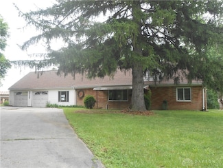 9705 E Haskett Ln, Dayton, OH 45424