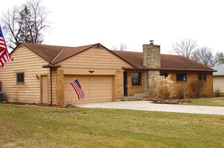 4129 Buesching Dr, Fort Wayne, IN 46815