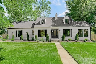 2201 W 74th St, Prairie Village, KS 66208