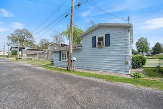47 Ems W29b Ln, North Webster, IN 46555
