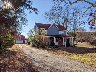 95 Whites Neck Dr, Foster, VA 23056