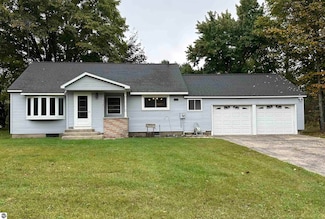 1940 Michigan 115, Cadillac, MI 49601