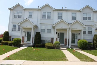 145 Holiday Ln Unit 5, Hainesville, IL 60073
