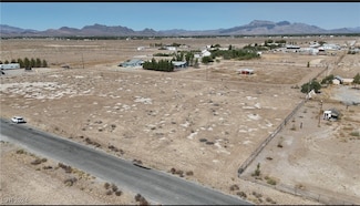 1530 W Huckleberry St, Pahrump, NV 89048