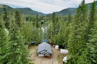 582 Osprey Dr, Cusick, WA 99119