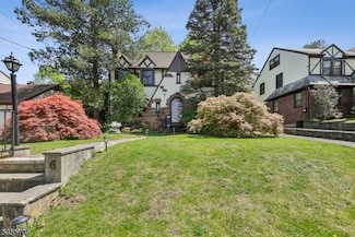 6 Norfolk Ave, Maplewood, NJ 07040