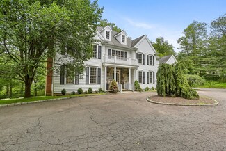 5 Winthrop Hill, Weston, CT 06883