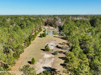 338 Lea Crest Ln, Hampstead, NC 28443