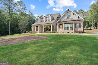 112 Tee Dr, Forsyth, GA 31029