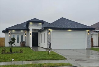 2236 N Revolution St, Edinburg, TX 78541