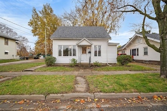 412 4th Ave W, Oskaloosa, IA 52577