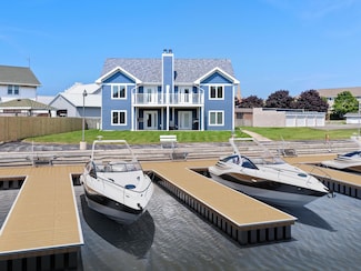 1609 16th St Unit A, Two Rivers, WI 54241