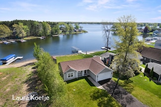 8768 Navaho Trail, Howard City, MI 49329