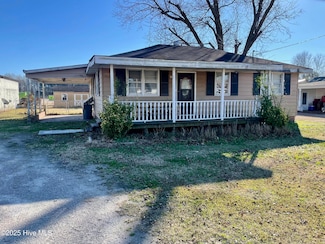 1815 W Main St, Williamston, NC 27892