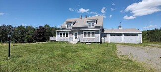 315 Parkman Rd, Garland, ME 04939