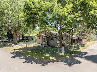 1502 N Melrose St, Coeur D'Alene, ID 83814