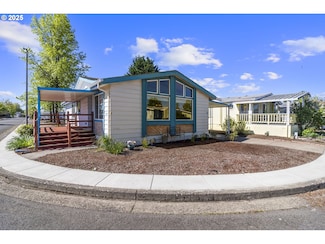 1199 N Terry St Unit 228, Eugene, OR 97402