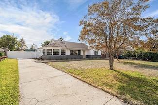 734 E Meda Ave, Glendora, CA 91741