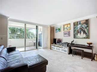 3400 SW 27th Ave Unit 302, Miami, FL 33133
