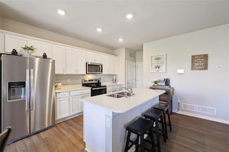 917 Maywood Ln, Walnut, IA 50263