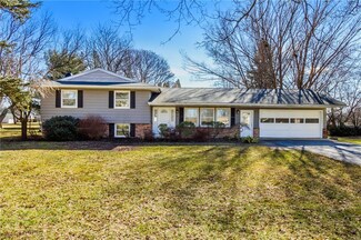 5 Jefferson Ave, Le Roy, NY 14482