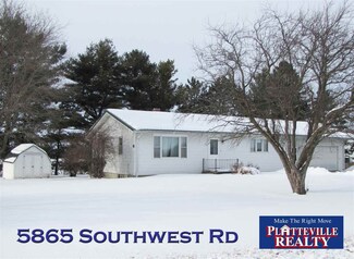 5865 Southwest Rd, Platteville, WI 53818