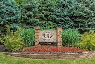 1000 Urlin Ave Unit 910, Columbus, OH 43212