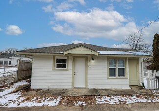 4713 Fairfield Ave, Fort Wayne, IN 46807